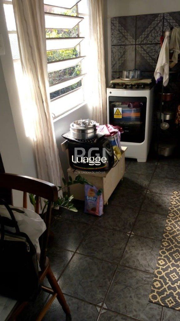 Casa à venda com 3 quartos, 64m² - Foto 17