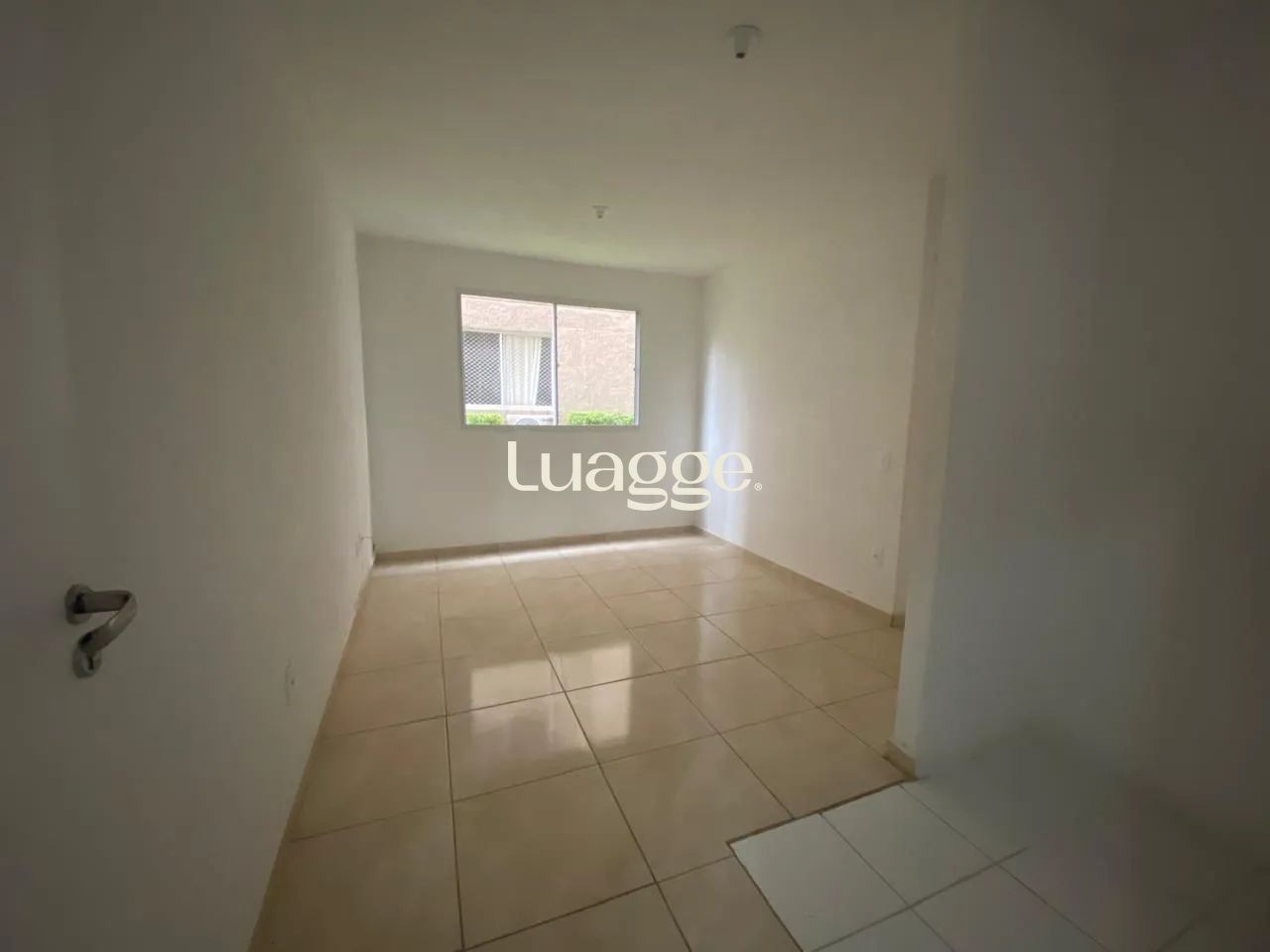 Apartamento à venda com 2 quartos, 39m² - Foto 2