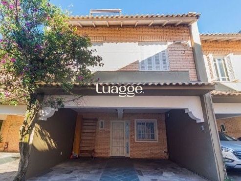 Casa de Condomínio à venda com 3 quartos, 181m² - Foto 2
