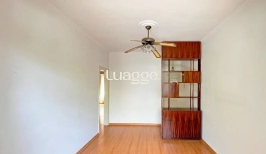 Apartamento à venda com 2 quartos, 69m² - Foto 3