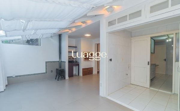 Casa de Condomínio à venda com 3 quartos, 181m² - Foto 34