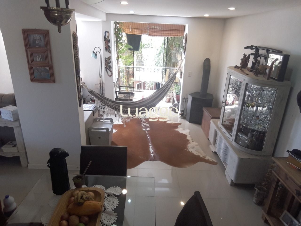 Apartamento à venda com 3 quartos, 67m² - Foto 2