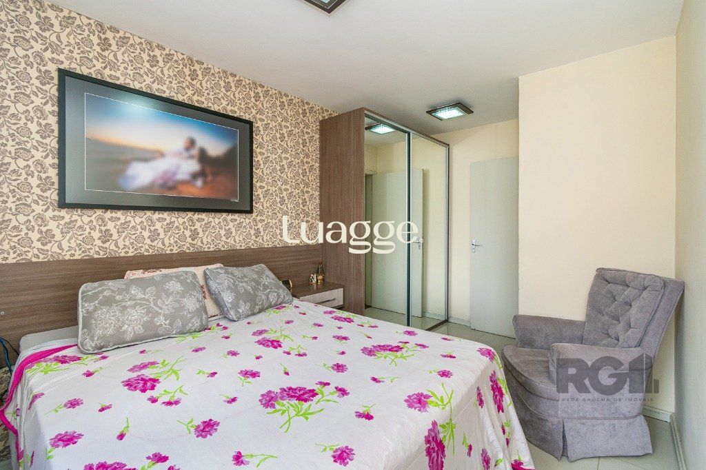 Casa à venda com 3 quartos, 90m² - Foto 14