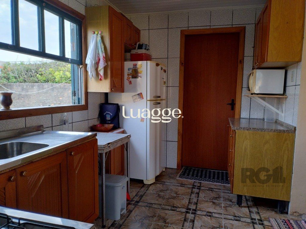 Casa à venda com 3 quartos, 72m² - Foto 7