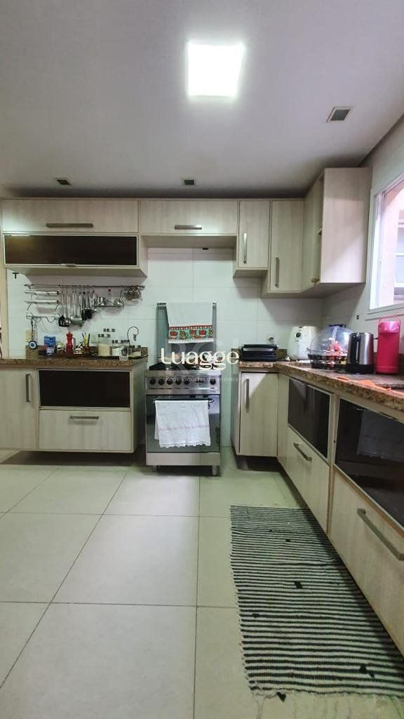Casa de Condomínio à venda com 5 quartos, 374m² - Foto 25