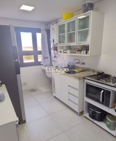 Apartamento à venda com 2 quartos, 66m² - Foto 23