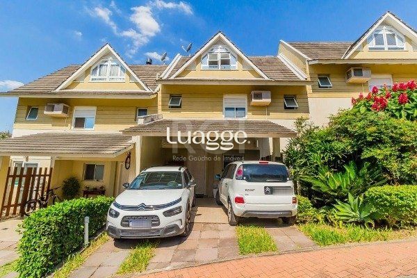 Casa de Condomínio à venda com 4 quartos, 184m² - Foto 2