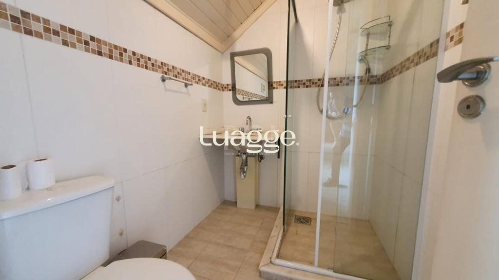 Casa de Condomínio à venda com 5 quartos, 374m² - Foto 37