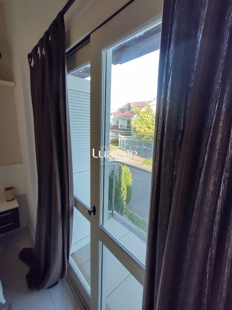 Casa à venda com 3 quartos, 101m² - Foto 10