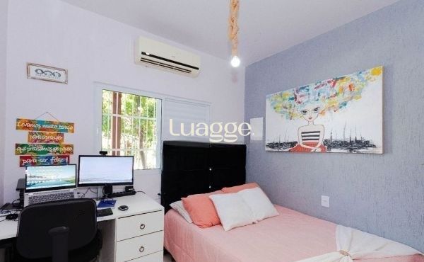 Casa à venda com 4 quartos, 184m² - Foto 16