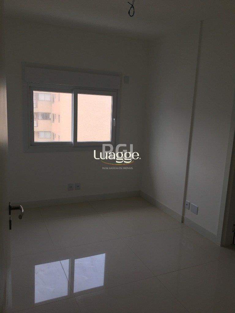 Apartamento à venda com 3 quartos, 125m² - Foto 9
