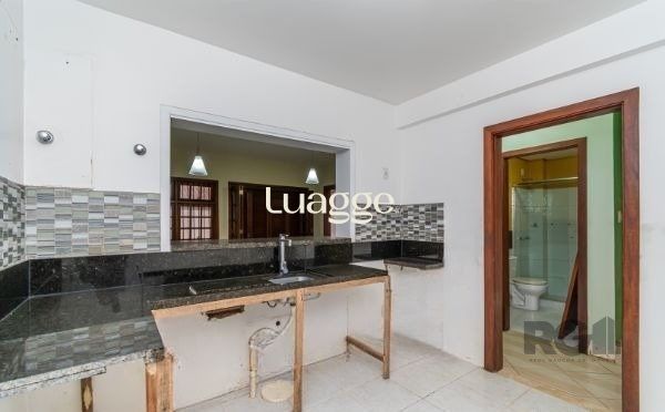 Casa de Condomínio à venda com 3 quartos, 209m² - Foto 11