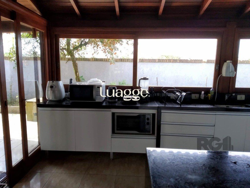 Casa de Condomínio à venda com 3 quartos, 222m² - Foto 45