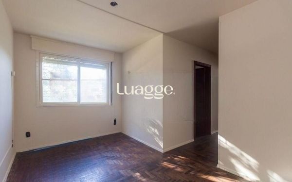 Apartamento à venda com 3 quartos, 71m² - Foto 2