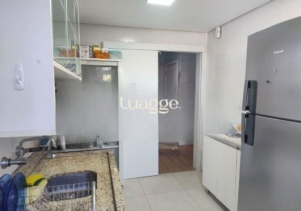 Apartamento à venda com 2 quartos, 66m² - Foto 24