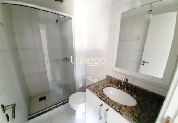 Apartamento à venda com 2 quartos, 68m² - Foto 17