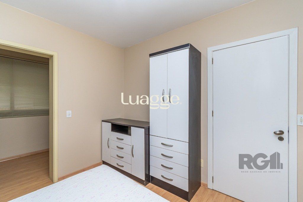 Casa de Condomínio à venda com 3 quartos, 209m² - Foto 29