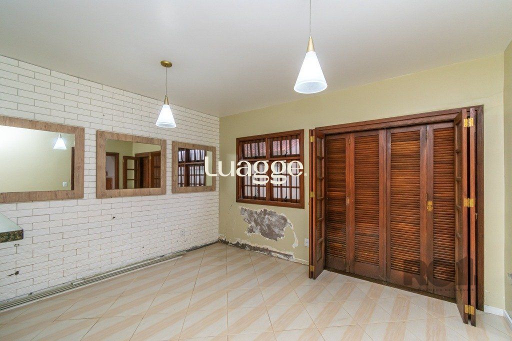 Casa de Condomínio à venda com 3 quartos, 209m² - Foto 9