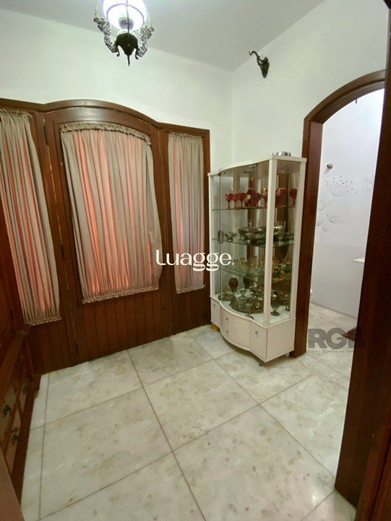 Casa à venda com 4 quartos, 420m² - Foto 9