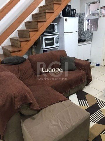Casa à venda com 2 quartos, 48m² - Foto 3