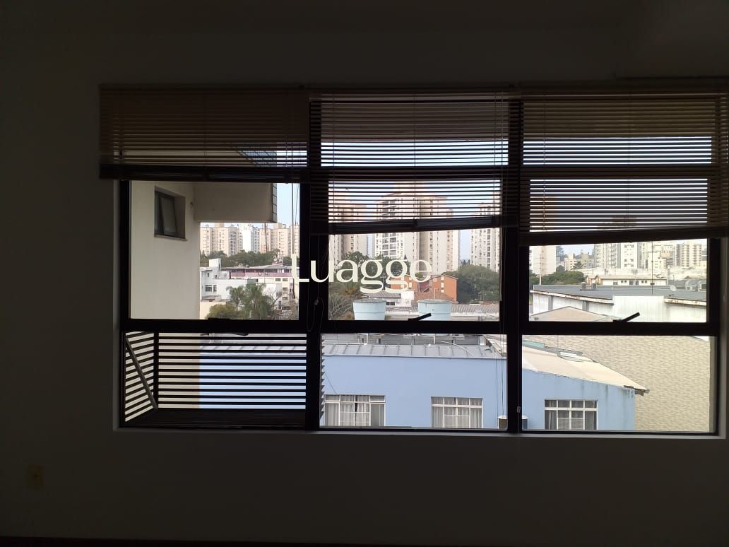 Sala Comercial, 1 sala, à venda, 45 m², Passo da Areia - Porto Alegre — foto 2