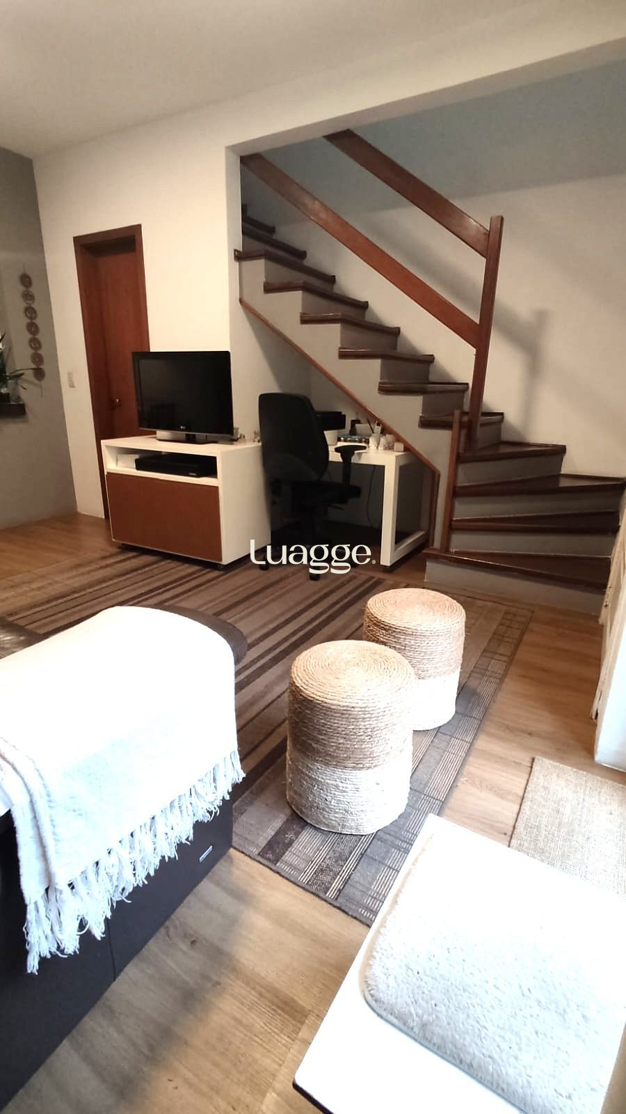 Casa de Condomínio à venda com 3 quartos, 153m² - Foto 2