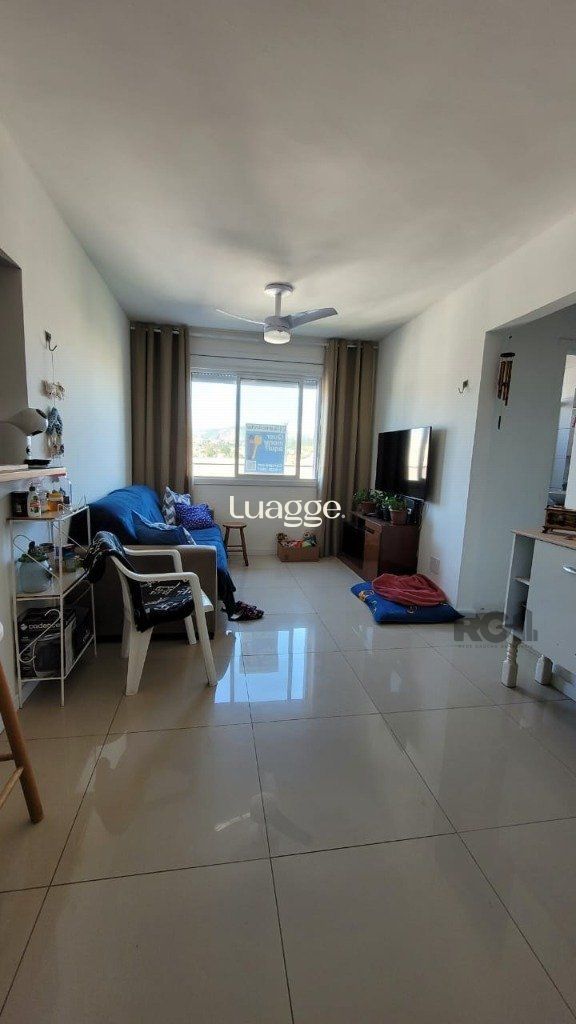 Apartamento à venda com 2 quartos, 61m² - Foto 1