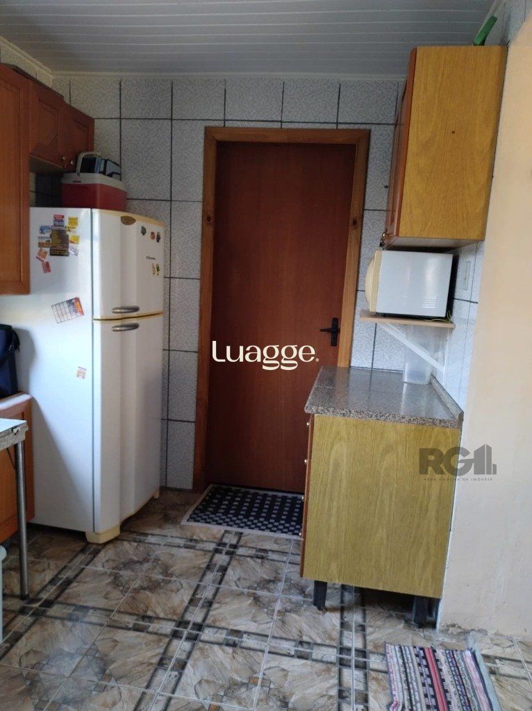 Casa à venda com 3 quartos, 72m² - Foto 5
