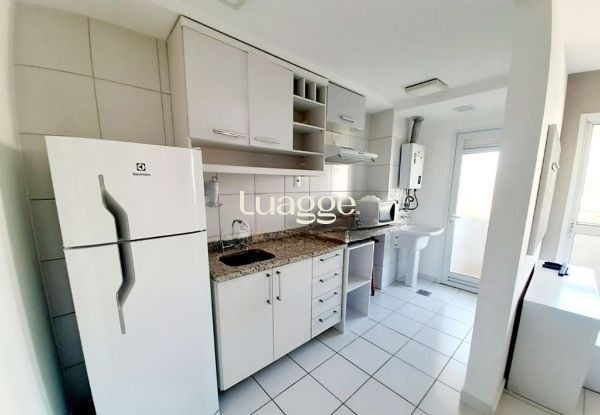 Apartamento à venda com 2 quartos, 68m² - Foto 11