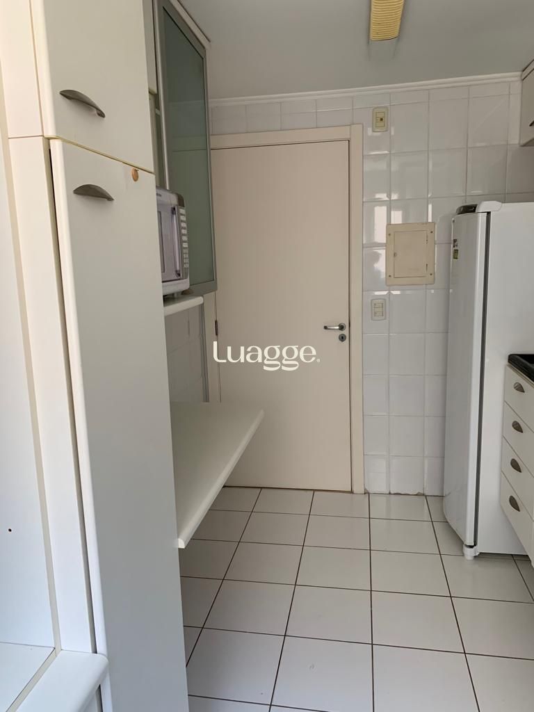 Apartamento à venda com 2 quartos, 61m² - Foto 20