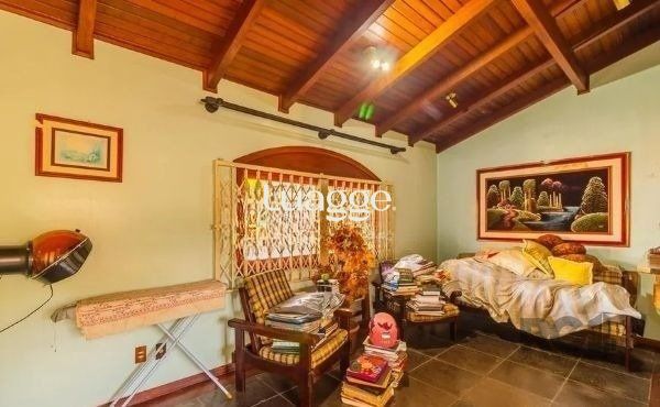 Casa à venda com 8 quartos, 443m² - Foto 8