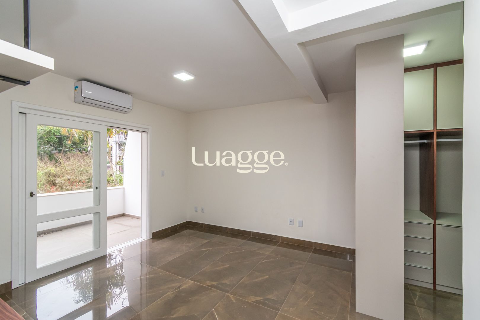 Casa à venda com 3 quartos, 355m² - Foto 38