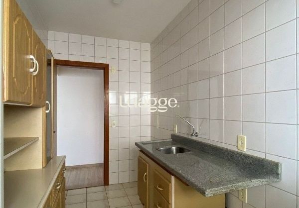Apartamento à venda com 2 quartos, 61m² - Foto 8