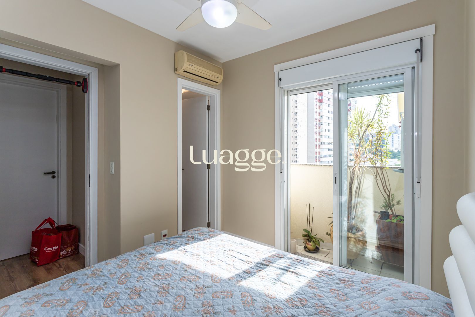 Apartamento à venda com 3 quartos, 103m² - Foto 11
