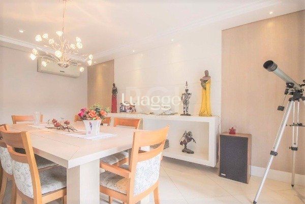 Casa de Condomínio à venda com 5 quartos, 374m² - Foto 5