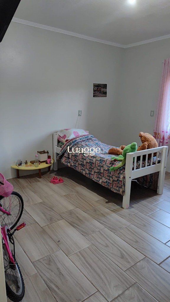 Chácara à venda com 4 quartos, 302m² - Foto 27