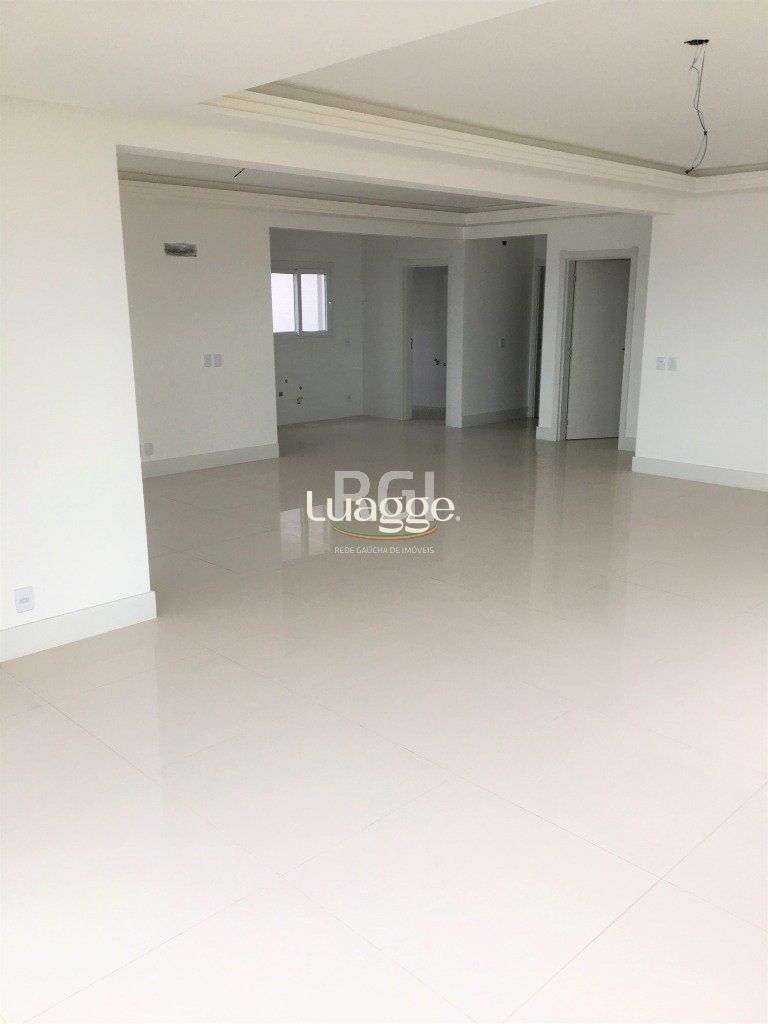 Apartamento à venda com 4 quartos, 168m² - Foto 4