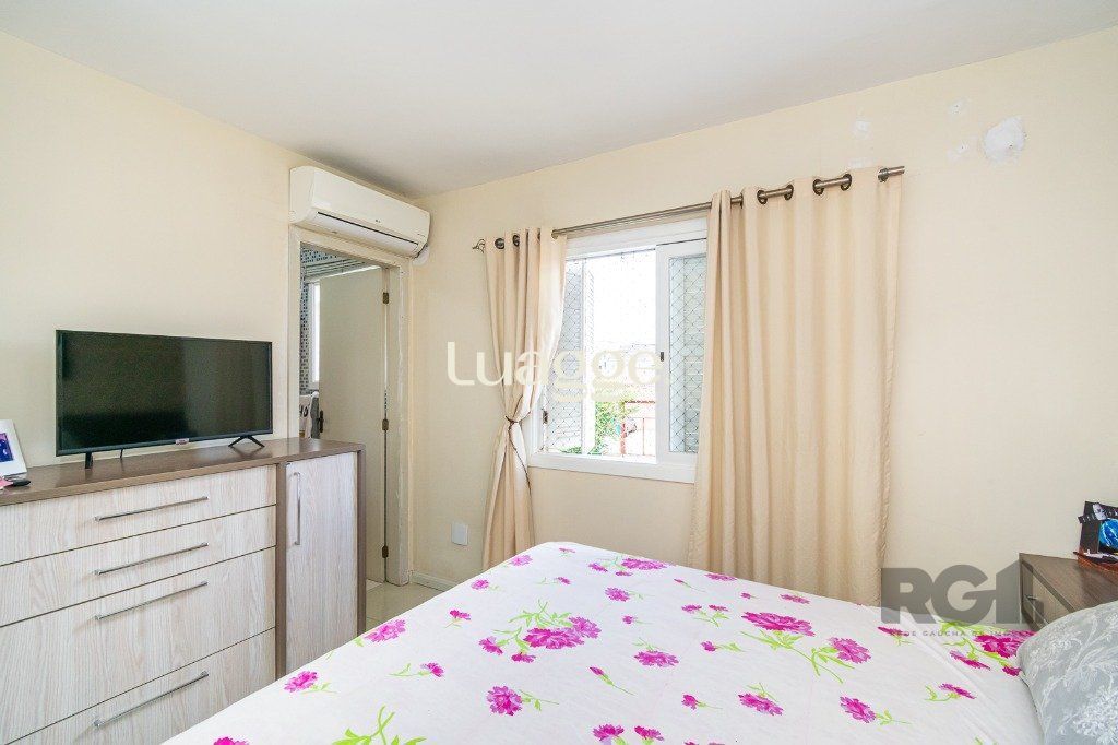 Casa à venda com 3 quartos, 90m² - Foto 17
