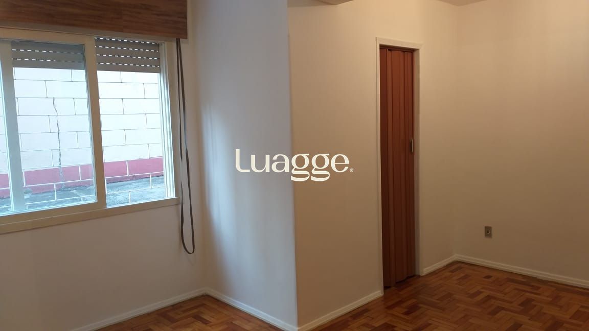 Kitnet à venda, 30m², Jardim Leopoldina - Porto Alegre