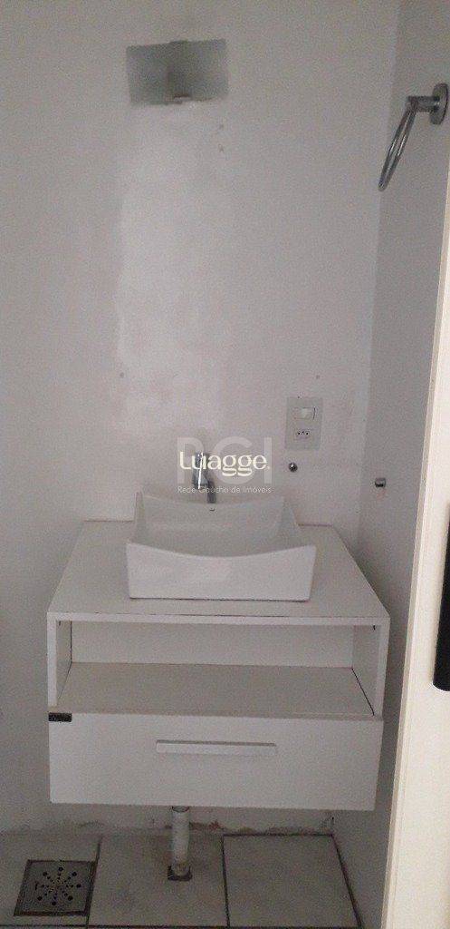 Apartamento à venda com 1 quarto, 37m² - Foto 3
