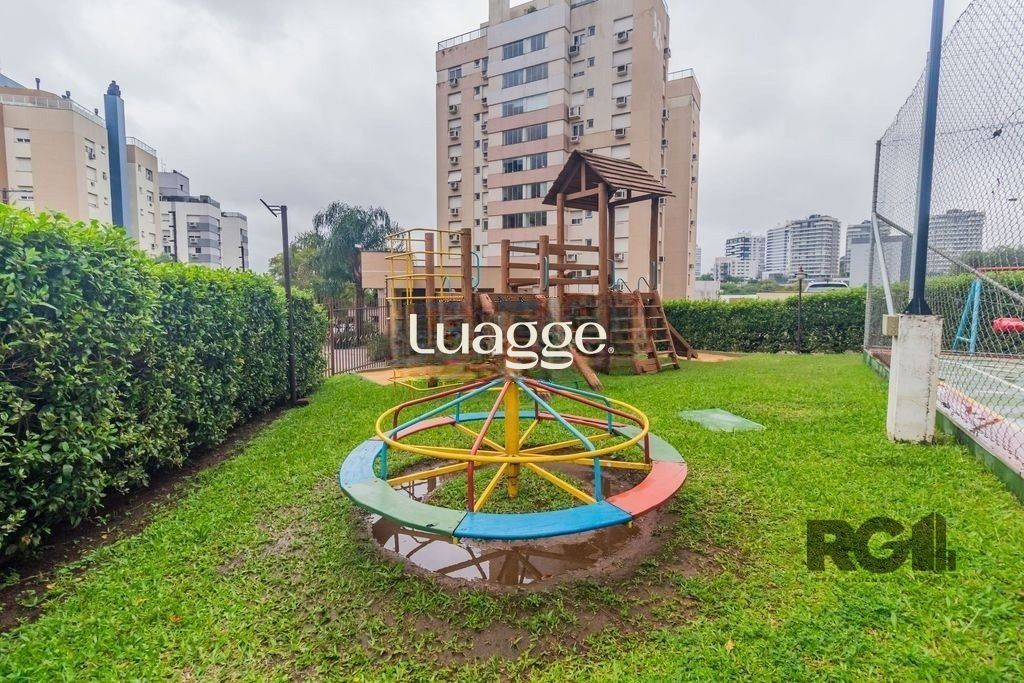 Apartamento à venda com 3 quartos, 114m² - Foto 26