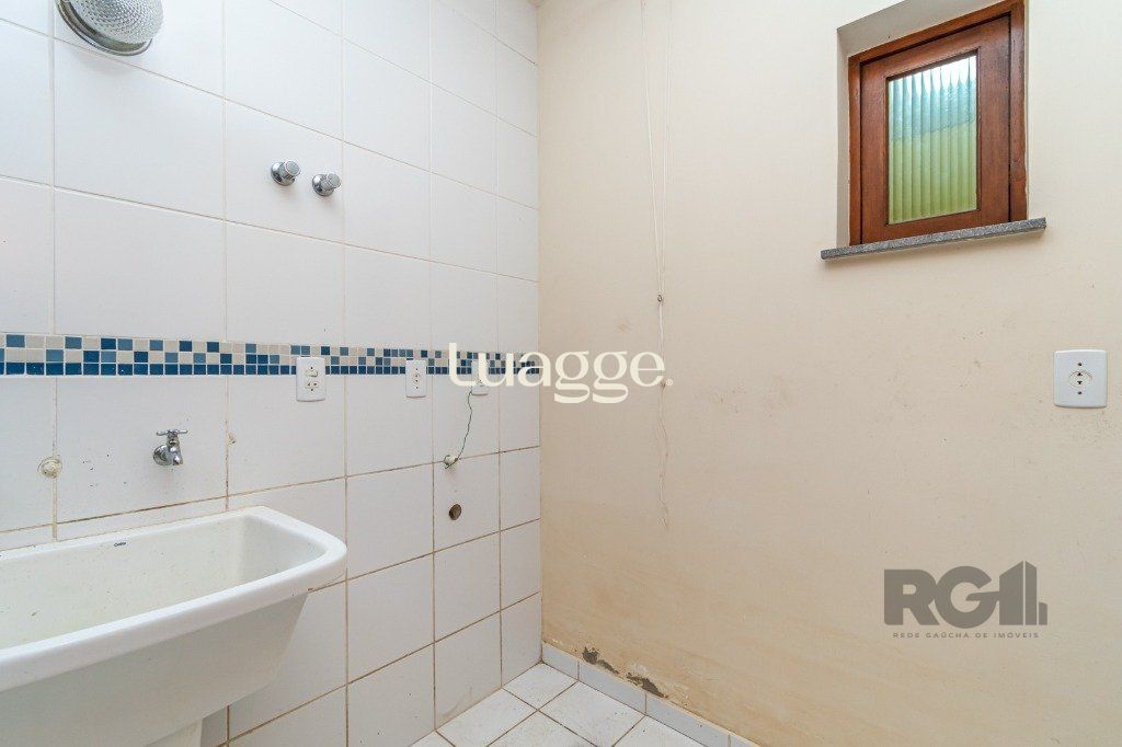 Casa de Condomínio à venda com 3 quartos, 209m² - Foto 33