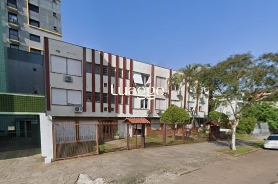 Apartamento no Menino Deus de 2 dormitórios e vaga DESOCUPADO