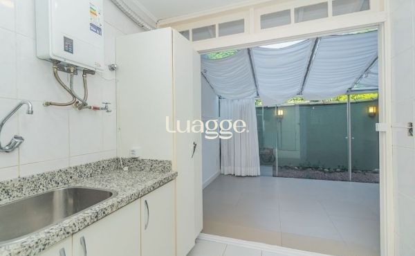 Casa de Condomínio à venda com 3 quartos, 181m² - Foto 35