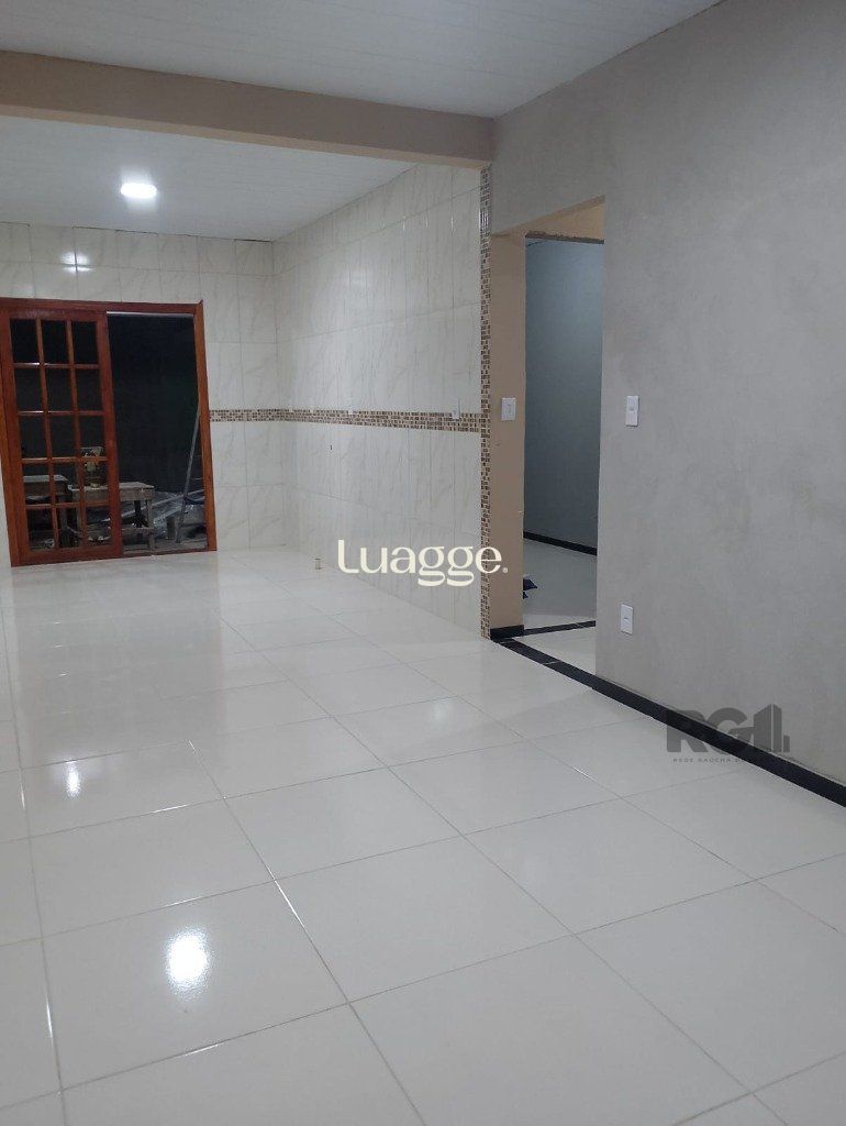 Casa à venda com 3 quartos, 82m² - Foto 7