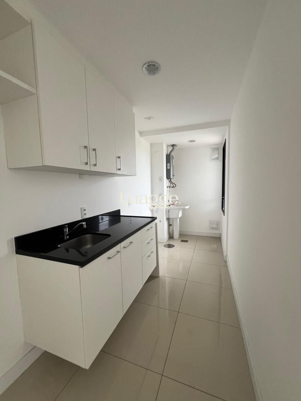 Apartamento à venda com 2 quartos, 67m² - Foto 38