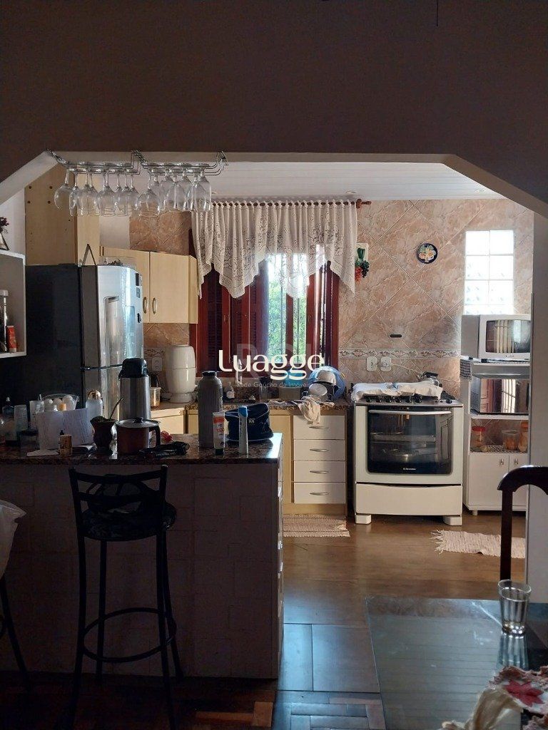 Casa à venda com 4 quartos, 249m² - Foto 10