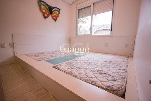 Casa de Condomínio à venda com 5 quartos, 374m² - Foto 19