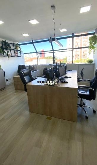 Sala Comercial, 2 salas, à venda, 39 m², Petrópolis - Porto Alegre — foto 4