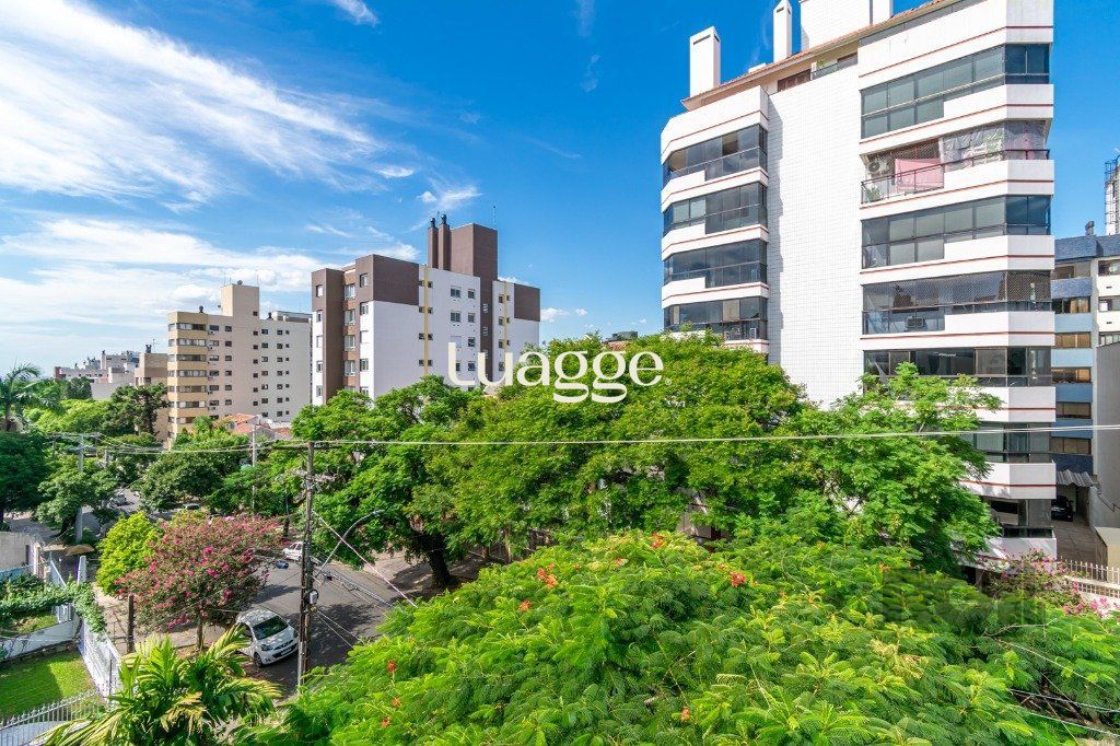 Cobertura à venda com 4 quartos, 200m² - Foto 2